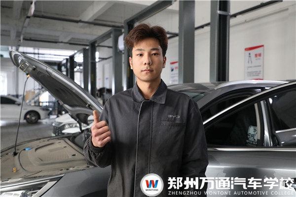 優秀畢業學子 | 楊威：選擇和努力同樣重要！