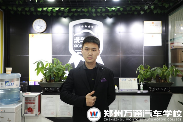 創(chuàng)業(yè)學(xué)子|賈浩：選擇熱門行業(yè)，實(shí)現(xiàn)創(chuàng)業(yè)夢想