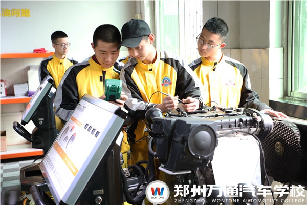 學(xué)習(xí)不能將就~想轉(zhuǎn)學(xué)?這樣一所學(xué)校滿足你的技術(shù)需求!
