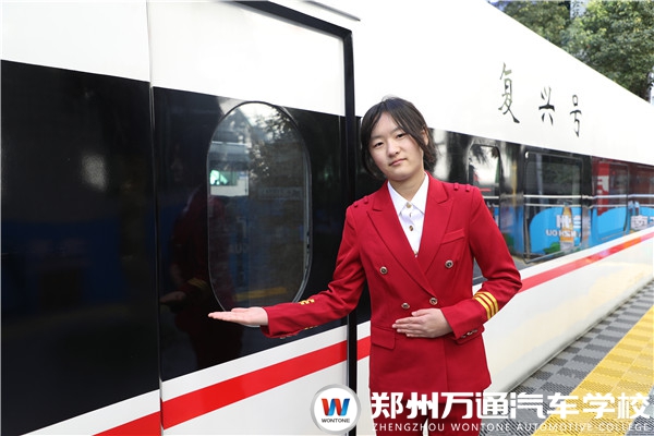學子故事 | 湛夢真：多數女孩的夢想！感謝萬通~讓我實現！