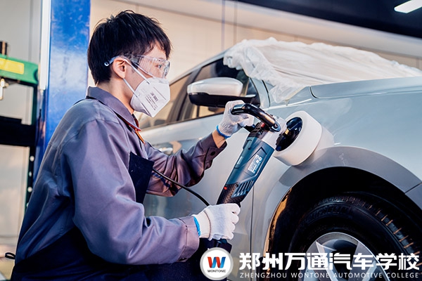 返鄉季 | 擺脫“打工人”成為技術大咖，你的“錢”途在這里！