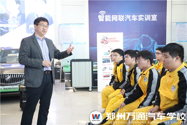 職業(yè)規(guī)劃很頭疼？別急~企業(yè)大咖為你支招！