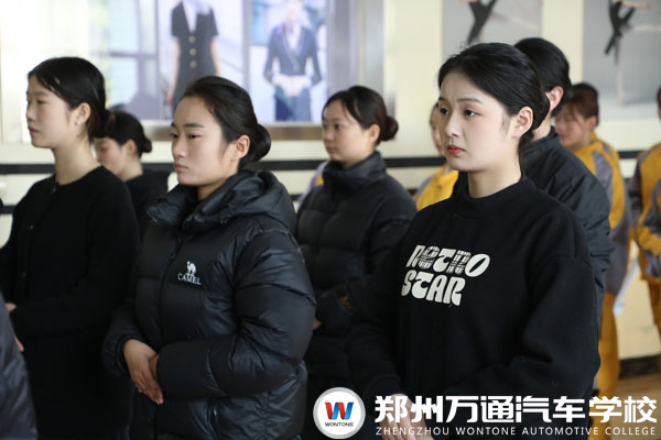 2.19企業導師王育茁3.jpg